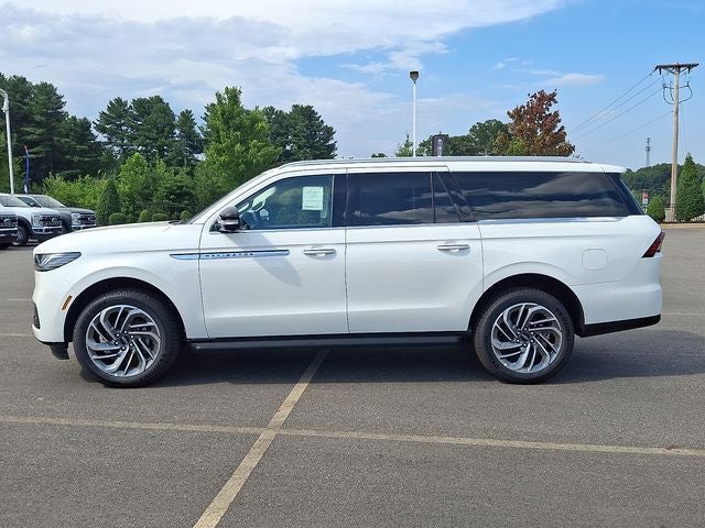 2027 Lincoln Navigator L Premiere