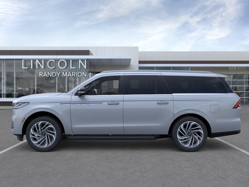 2026 Lincoln Navigator L Premiere