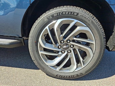 2027 Lincoln Navigator L Premiere