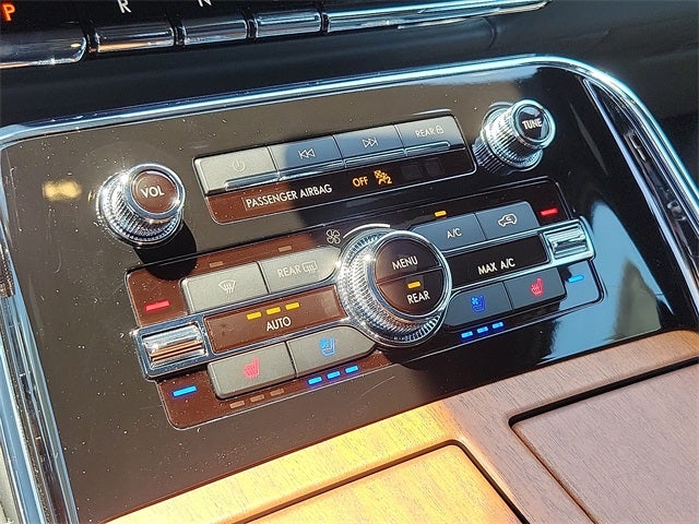 2024 Lincoln Navigator L L Black Label