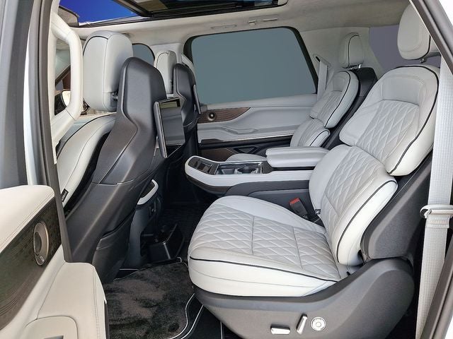 2026 Lincoln Navigator L Black Label