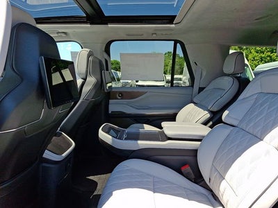 2026 Lincoln Navigator L Black Label