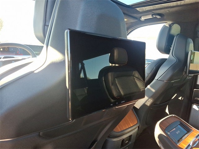 2025 Lincoln Navigator L Black Label