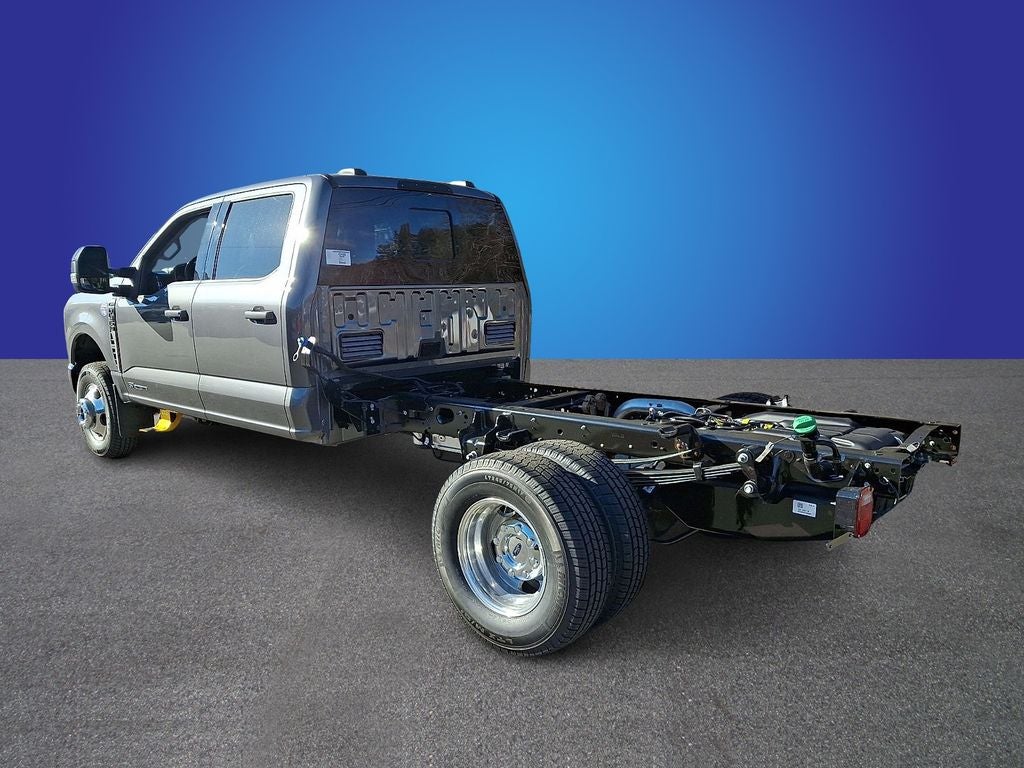 2026 Ford F-350SD Lariat DRW