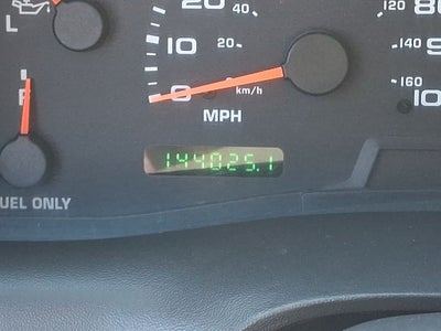 2002 Ford F-350SD 162 WB