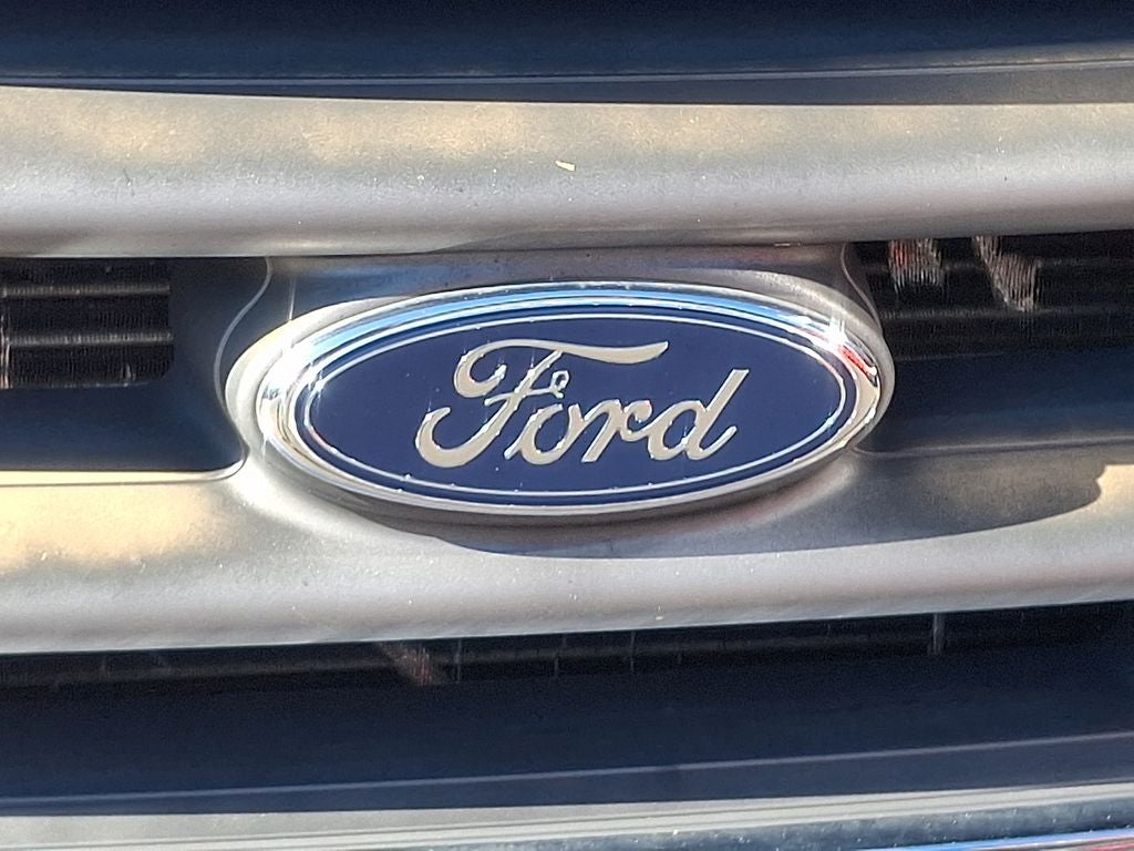 2002 Ford F-350SD 162 WB
