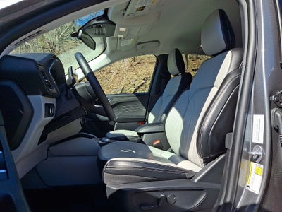 2025 Ford Escape Hybrid Platinum