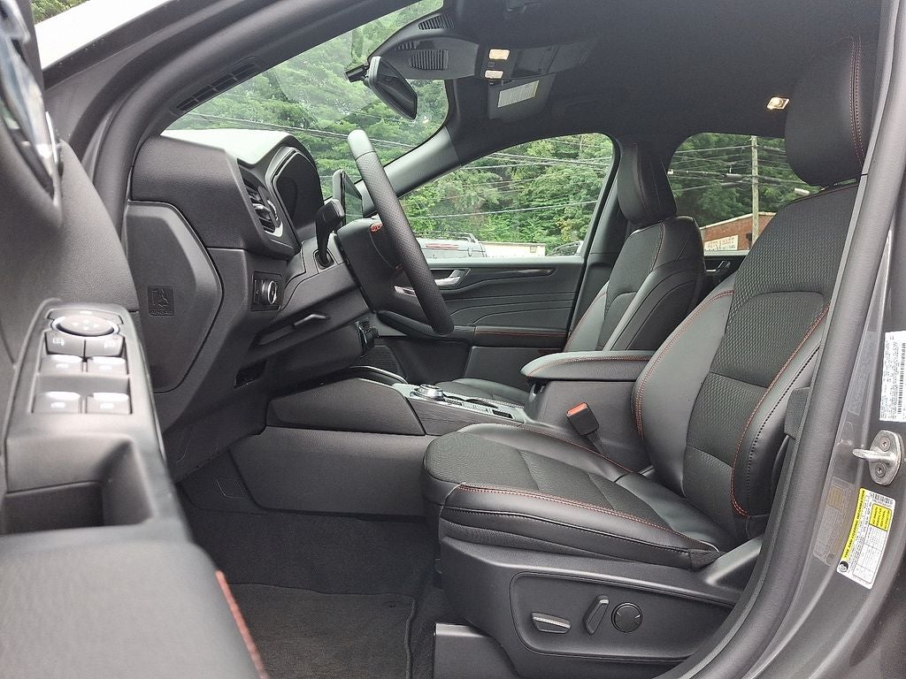 2025 Ford Escape ST-Line Elite