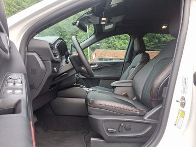 2025 Ford Escape Hybrid ST-Line Elite