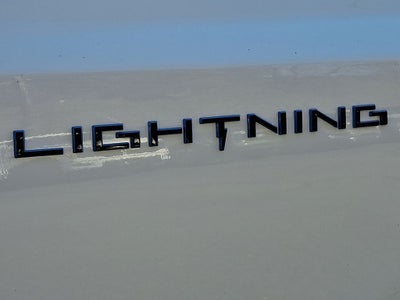 2025 Ford F-150 Lightning Flash