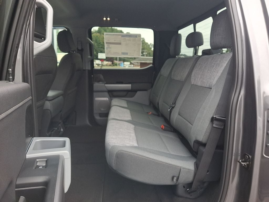 2027 Ford F-250SD XLT