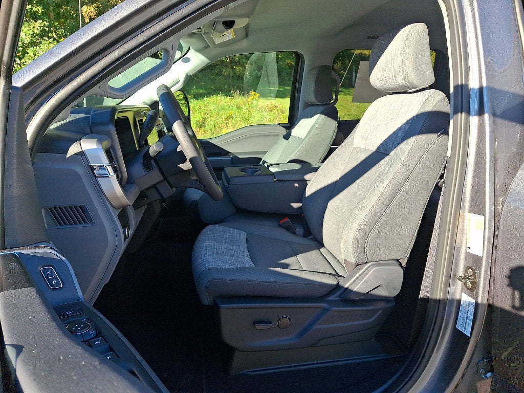2027 Ford F-250SD XLT