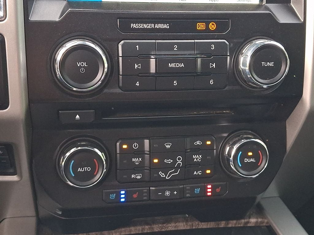 2017 Ford F-350SD Lariat