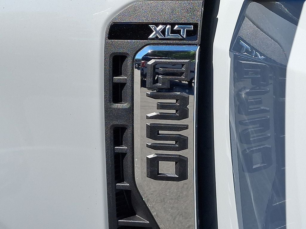 2026 Ford F-350SD XLT DRW