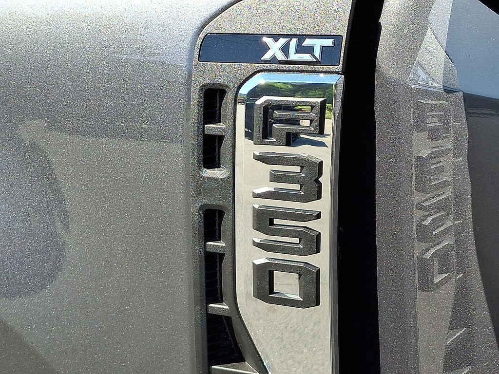 2026 Ford F-350SD XLT DRW