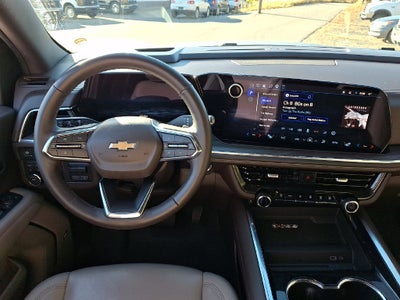2025 Chevrolet Suburban LT