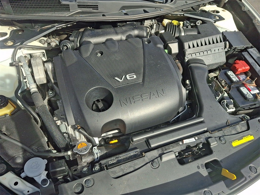 2017 Nissan Maxima SR