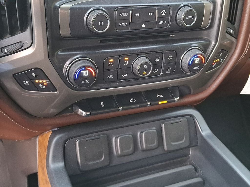 2016 Chevrolet Silverado 1500 High Country