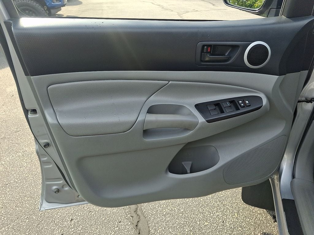 2015 Toyota Tacoma Base V6