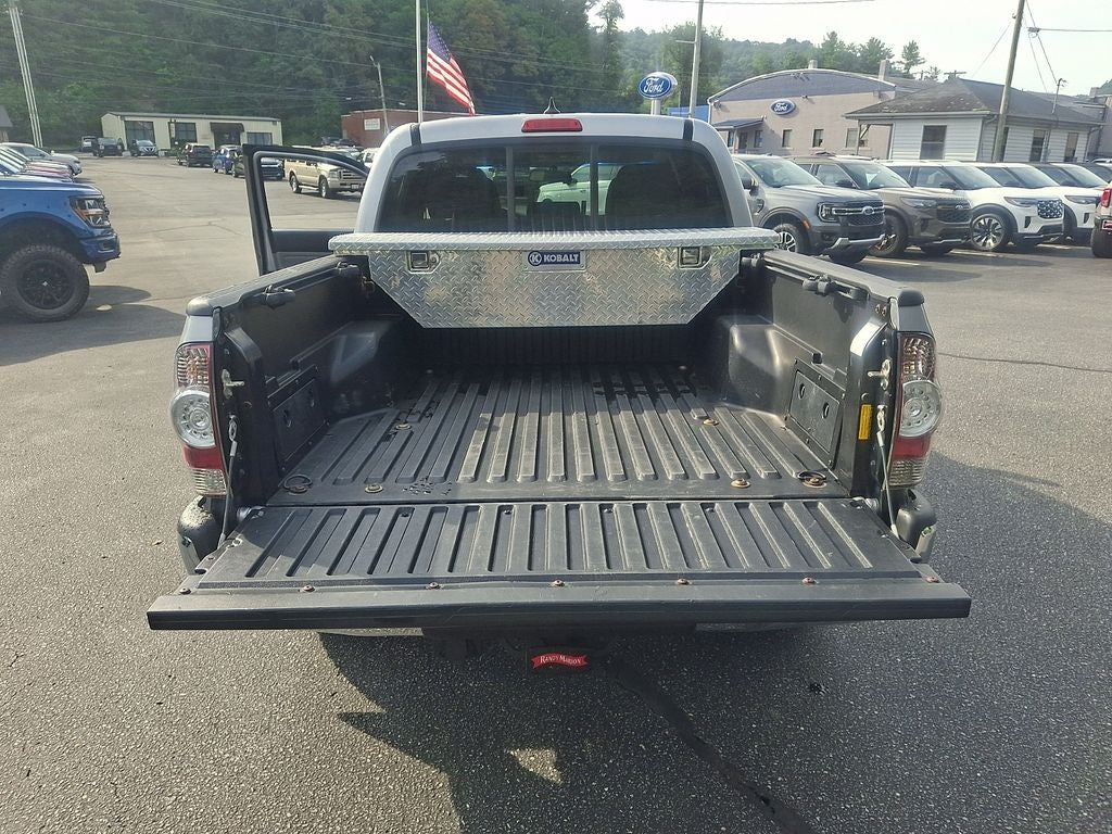 2015 Toyota Tacoma Base V6