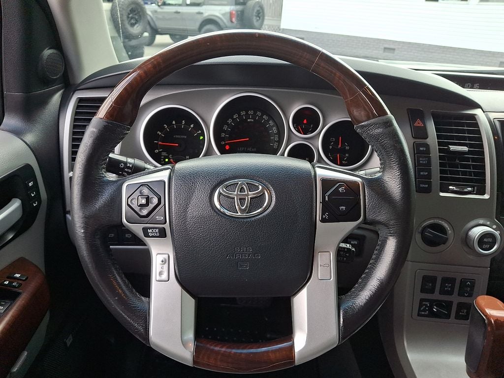 2014 Toyota Sequoia Platinum