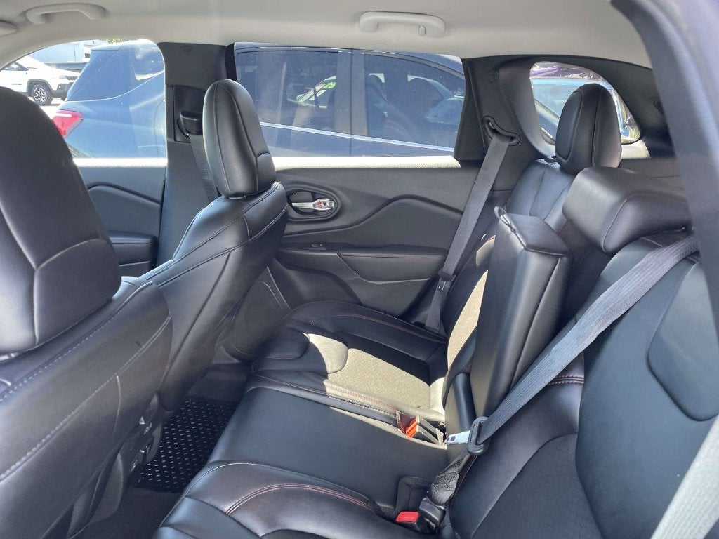 2023 Jeep Cherokee Trailhawk 4x4