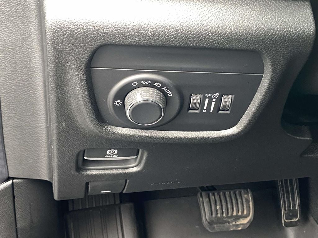 2026 Jeep Grand Cherokee GRAND CHEROKEE LAREDO X 4X2