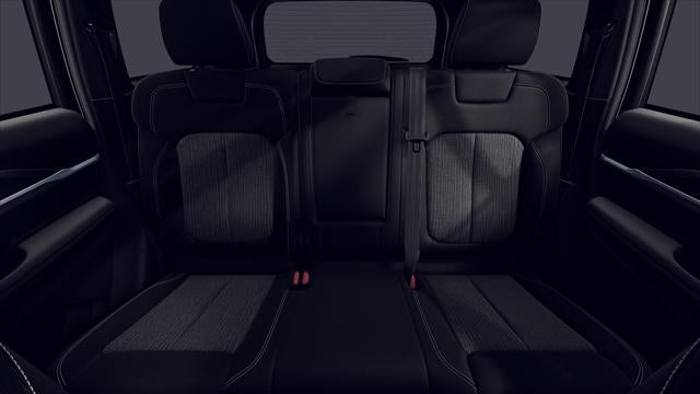 2026 Jeep Grand Cherokee GRAND CHEROKEE LAREDO X 4X2