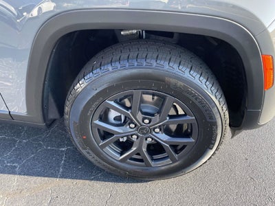 2027 Jeep Grand Cherokee Laredo Altitude