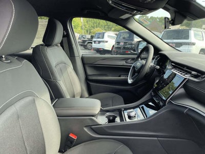 2026 Jeep Grand Cherokee GRAND CHEROKEE LAREDO 4X4
