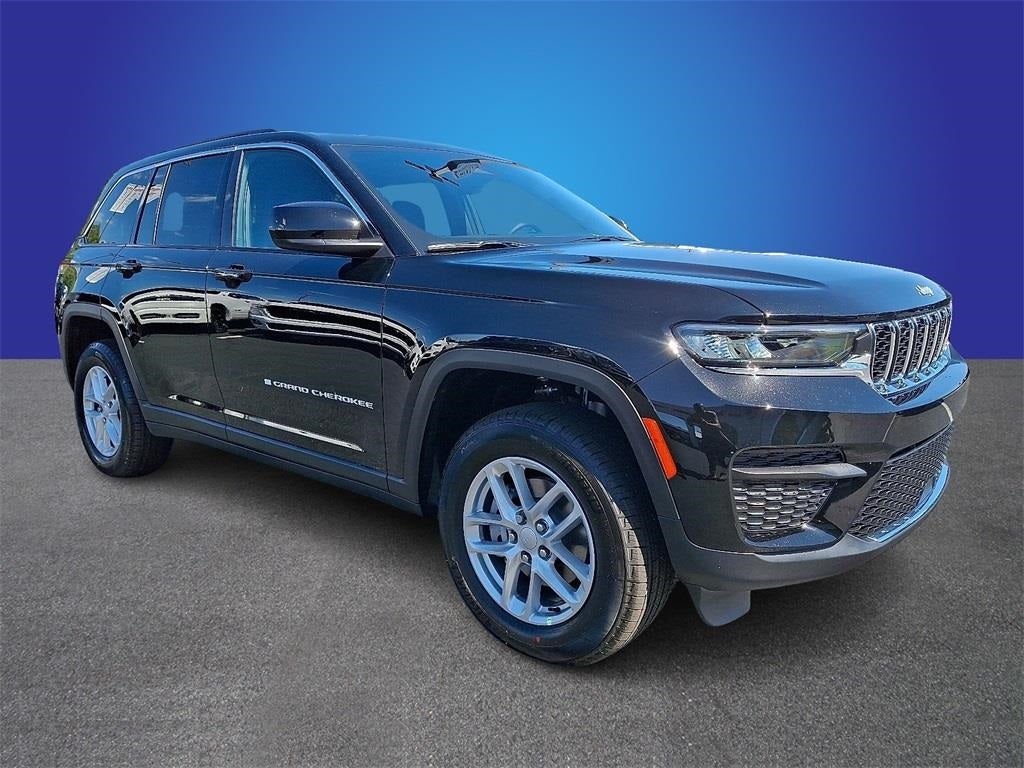 2025 Jeep Grand Cherokee GRAND CHEROKEE LAREDO X 4X4