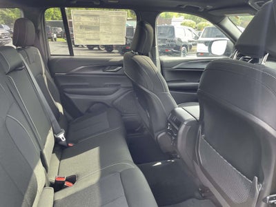 2026 Jeep Grand Cherokee GRAND CHEROKEE LAREDO X 4X4