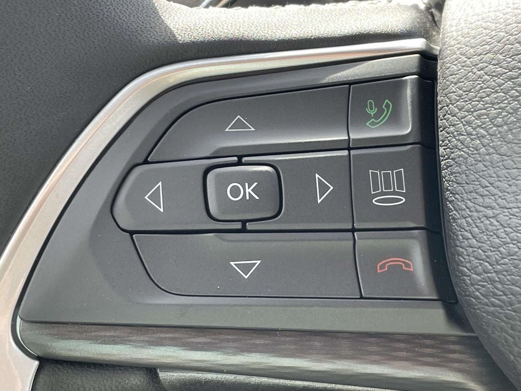 2026 Jeep Grand Cherokee GRAND CHEROKEE LAREDO X 4X4