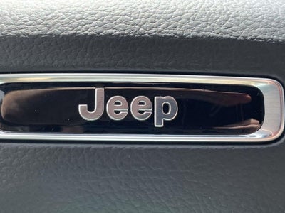 2026 Jeep Grand Cherokee GRAND CHEROKEE LAREDO X 4X4