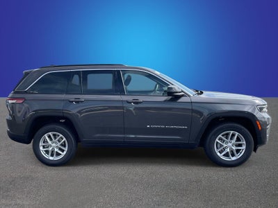2026 Jeep Grand Cherokee GRAND CHEROKEE LAREDO X 4X4