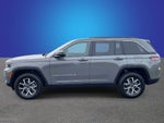 2027 Jeep Grand Cherokee Laredo