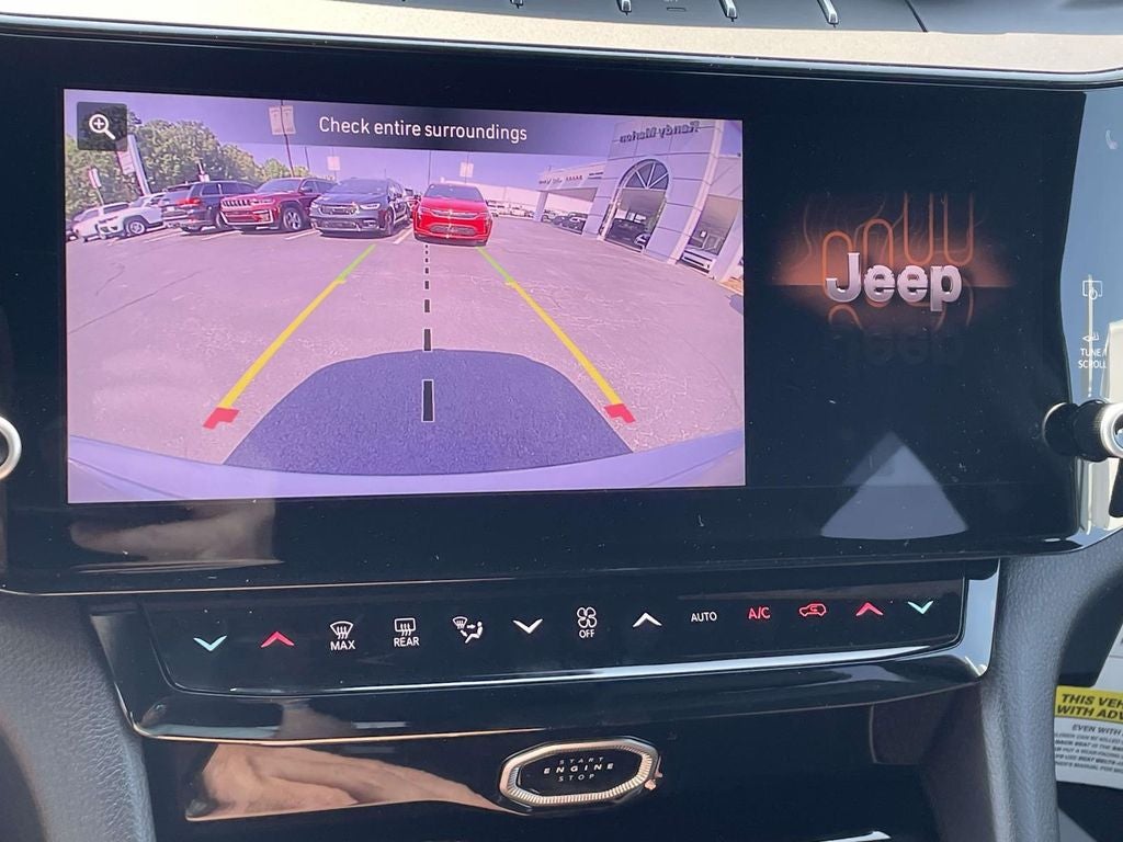 2026 Jeep Grand Cherokee GRAND CHEROKEE LAREDO ALTITUDE 4X4