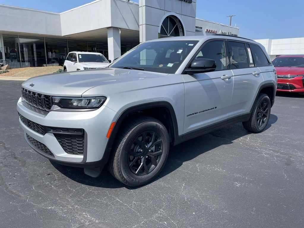 2026 Jeep Grand Cherokee GRAND CHEROKEE LAREDO ALTITUDE 4X4