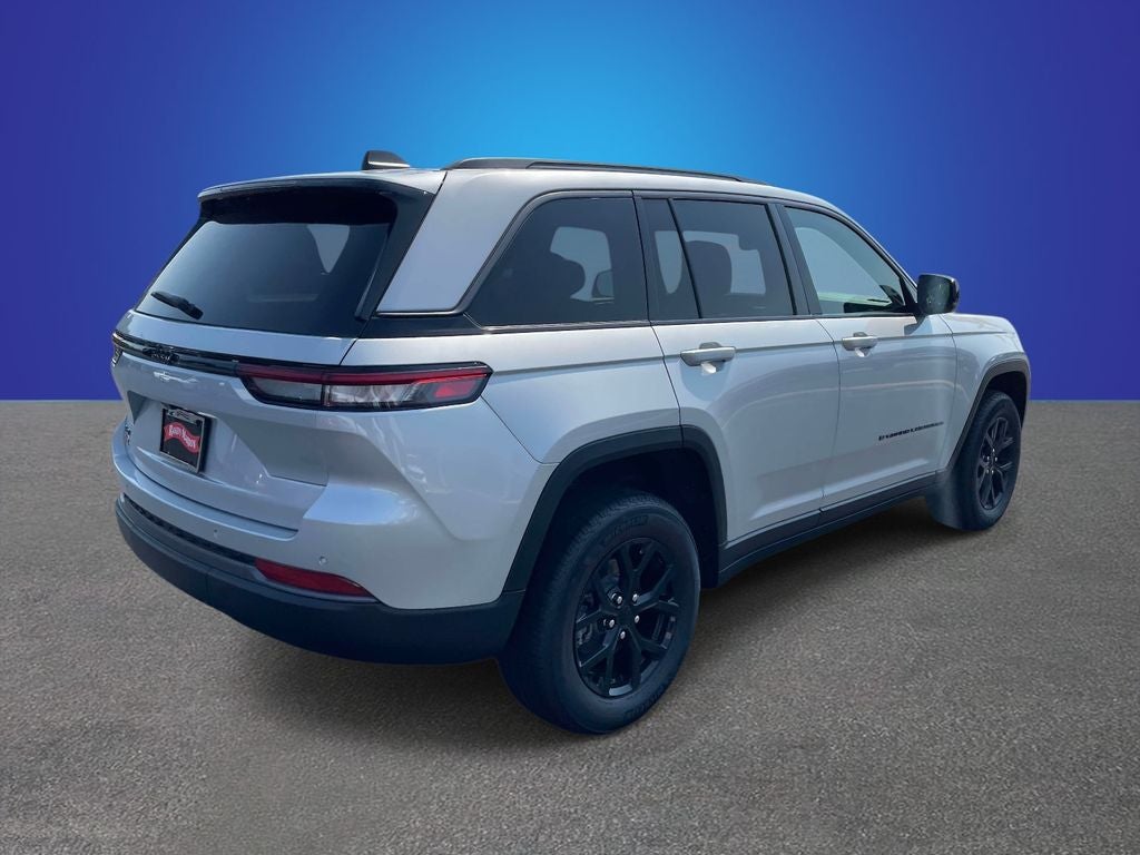 2026 Jeep Grand Cherokee GRAND CHEROKEE LAREDO ALTITUDE 4X4