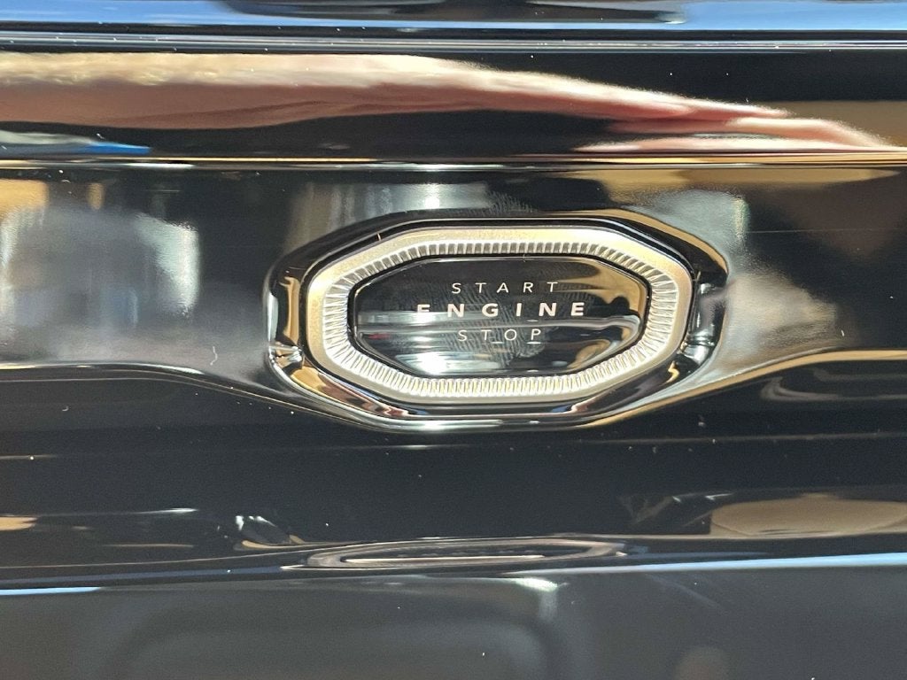 2027 Jeep Grand Cherokee GRAND CHEROKEE SUMMIT 4X4