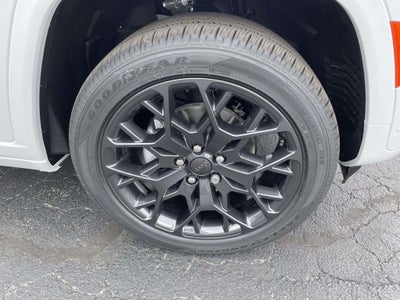 2026 Jeep Grand Cherokee GRAND CHEROKEE SUMMIT 4X4
