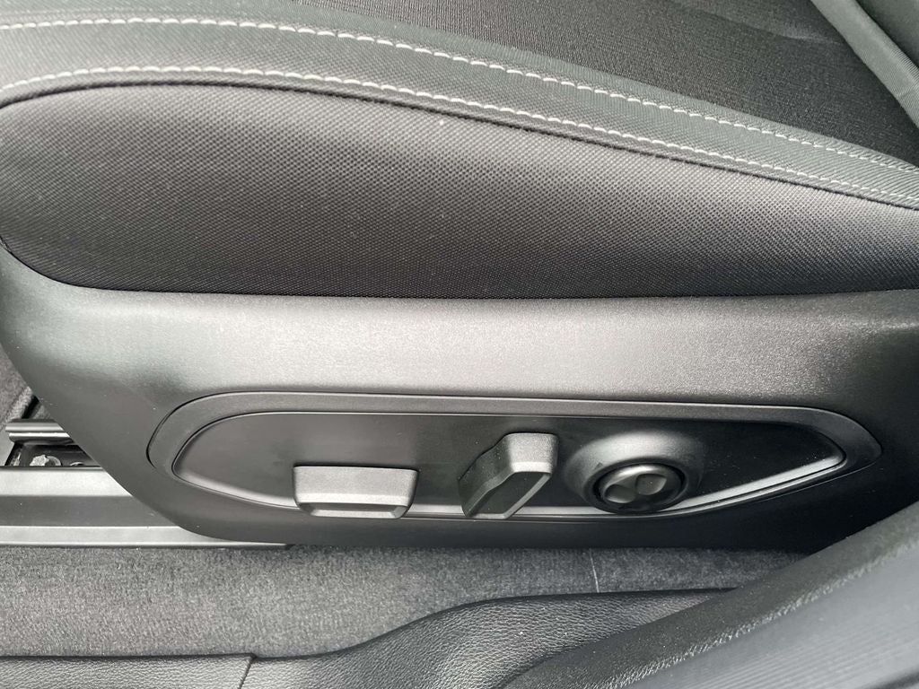2026 Jeep Grand Cherokee L GRAND CHEROKEE L LAREDO X 4X4