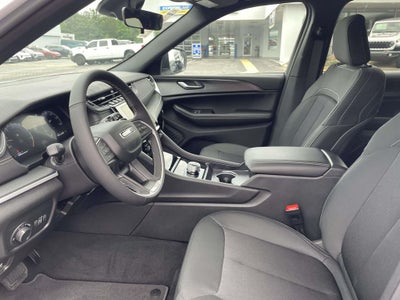 2026 Jeep Grand Cherokee L GRAND CHEROKEE L LAREDO X 4X4