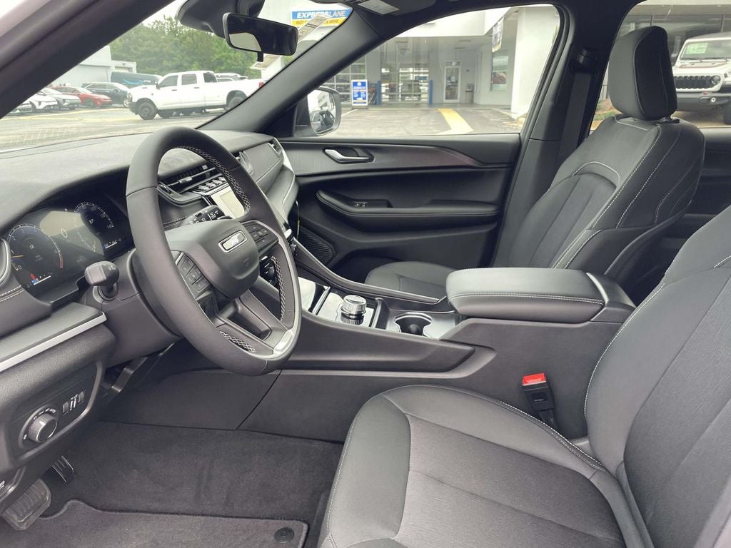 2026 Jeep Grand Cherokee L GRAND CHEROKEE L LAREDO X 4X4