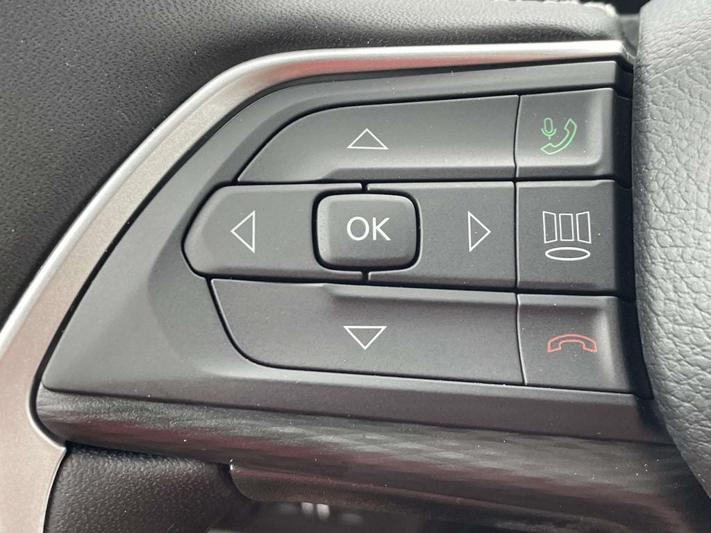 2026 Jeep Grand Cherokee L GRAND CHEROKEE L LAREDO X 4X4