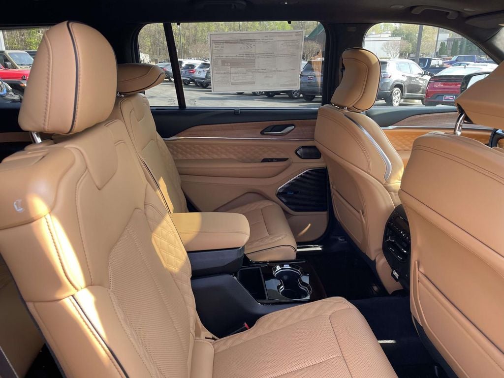 2026 Jeep Grand Cherokee L GRAND CHEROKEE L SUMMIT 4X4