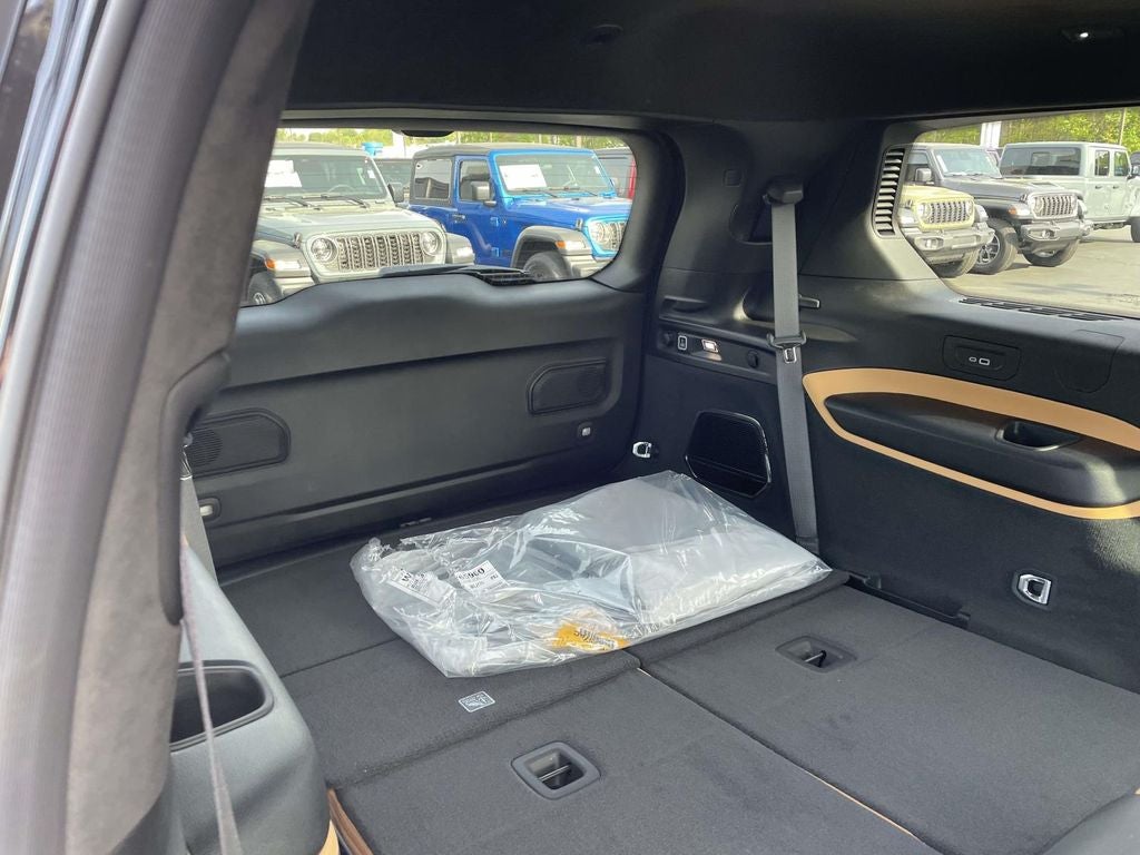 2026 Jeep Grand Cherokee L GRAND CHEROKEE L SUMMIT 4X4