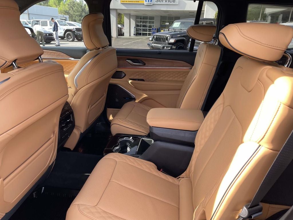 2026 Jeep Grand Cherokee L GRAND CHEROKEE L SUMMIT 4X4