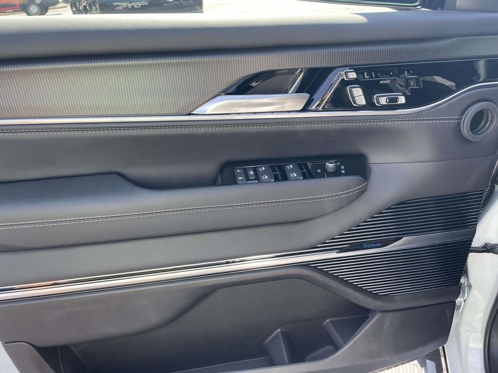 2026 Jeep Grand Wagoneer GRAND WAGONEER SUMMIT OBSIDIAN 4X4