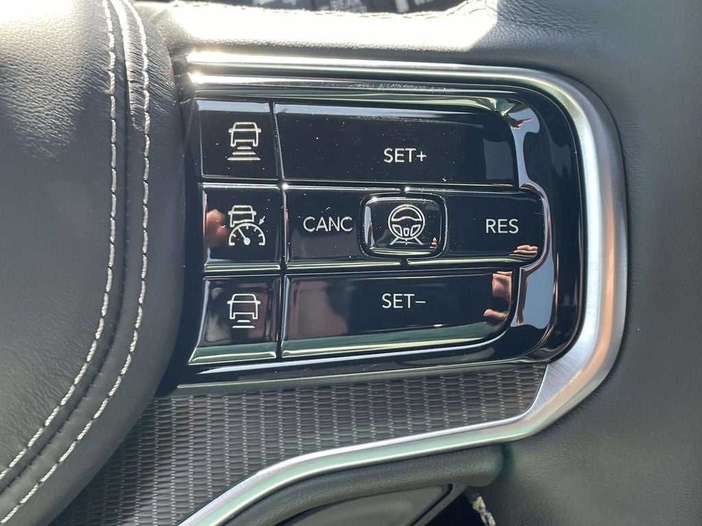 2026 Jeep Grand Wagoneer GRAND WAGONEER SUMMIT OBSIDIAN 4X4